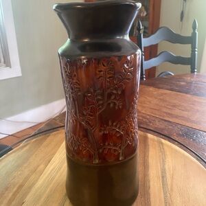 Brown Glazed Ceramic Pattern Candle Holder with Textured Finish